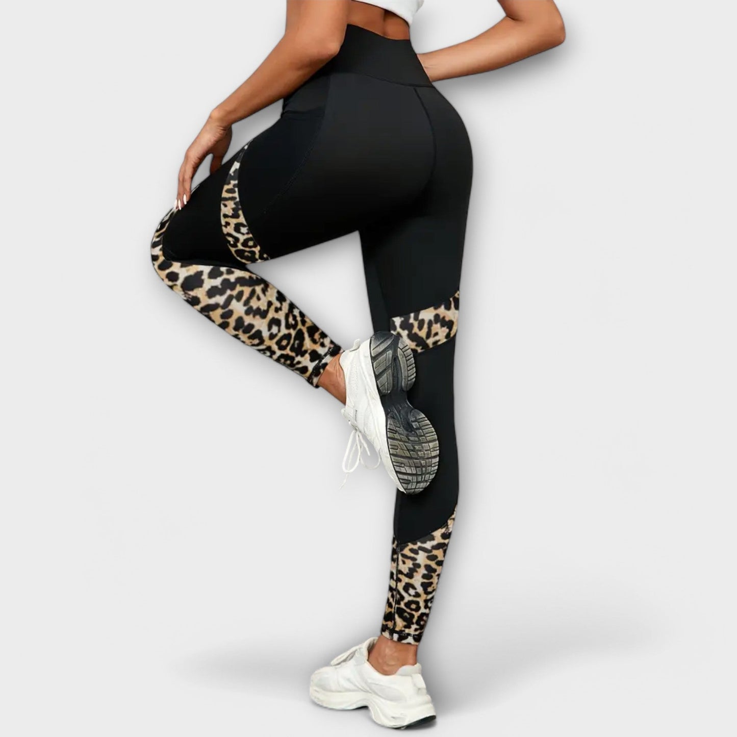 Leopardenstyle – Deine trendige high waisted Trainingshose!