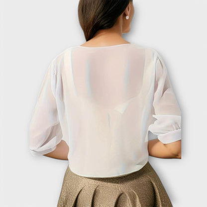 Stilvoll und frei – Die Offene Bluse für den perfekten Look