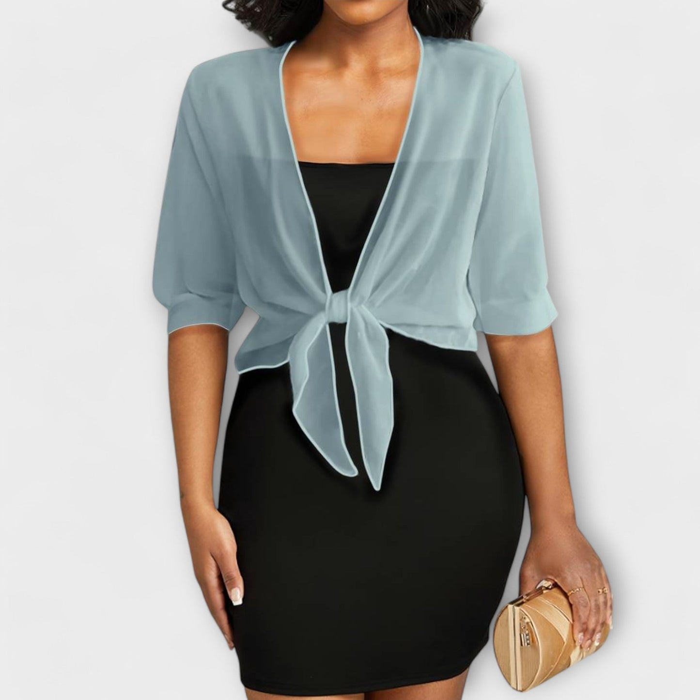 Stilvoll und frei – Die Offene Bluse für den perfekten Look