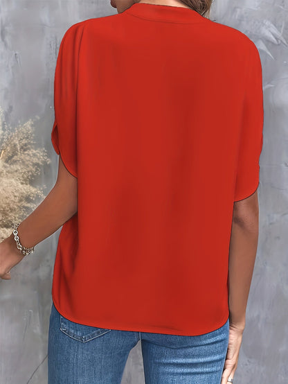 Erlebe den Chic – Mia’s Schlitzärmel-Bluse für strahlende Tage