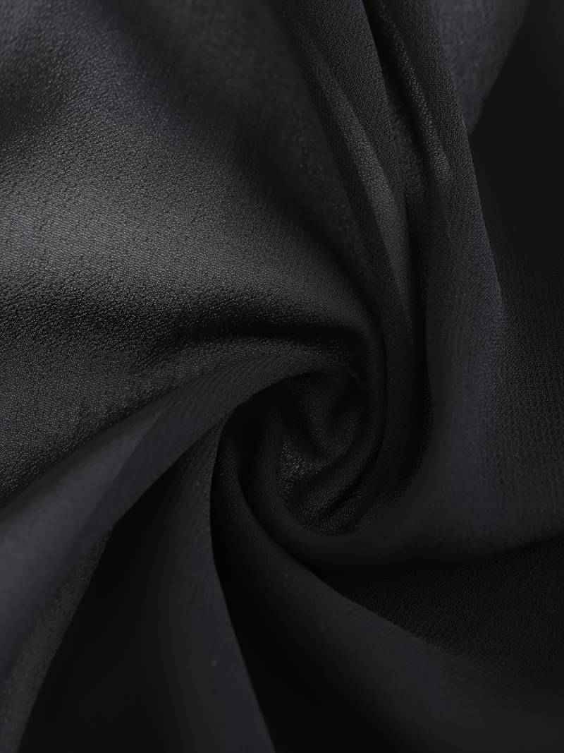 Stilvoll und frei – Die Offene Bluse für den perfekten Look