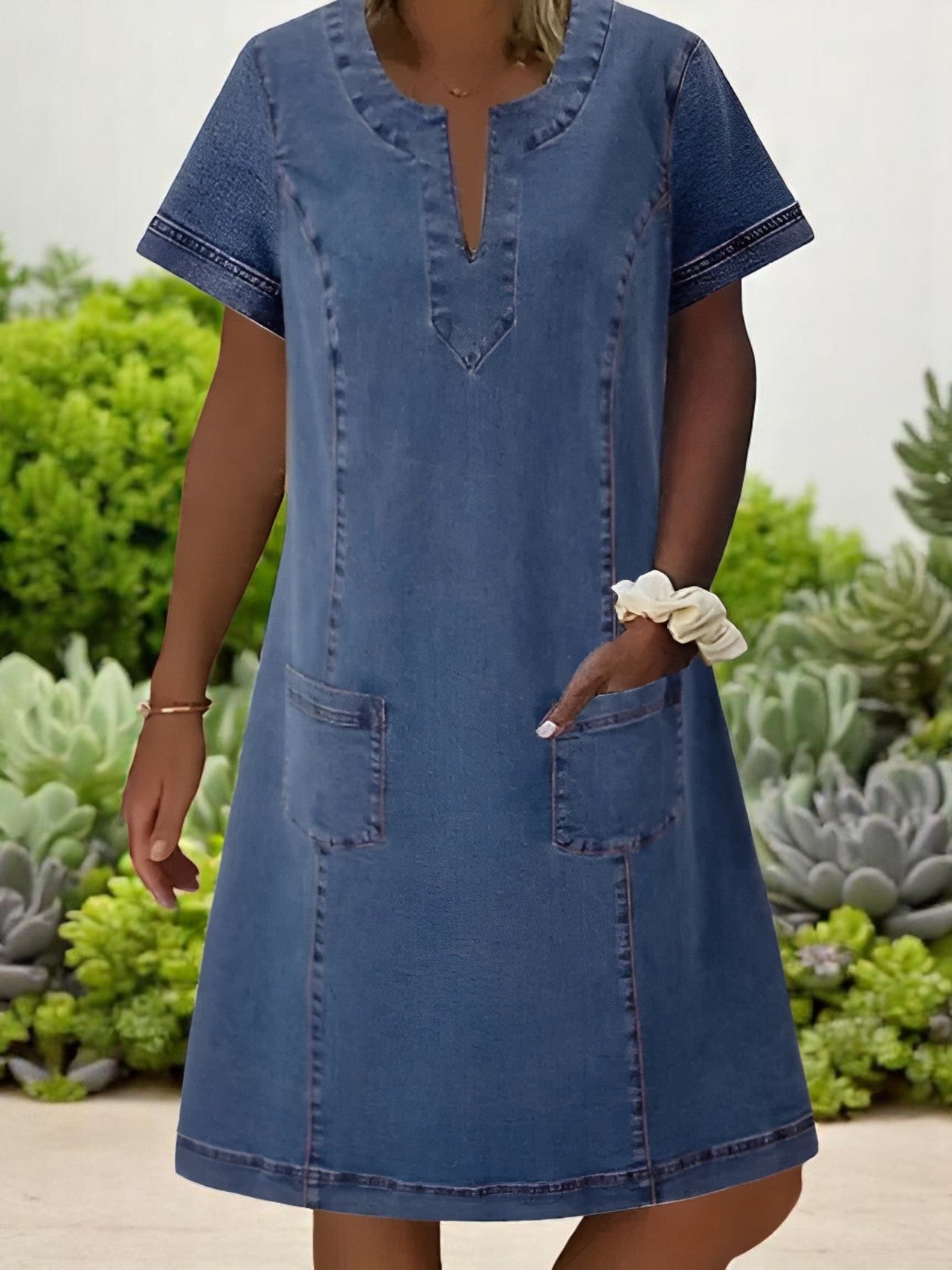 Verliebe dich neu – Komfortables Denim-Kleid für jeden Tag