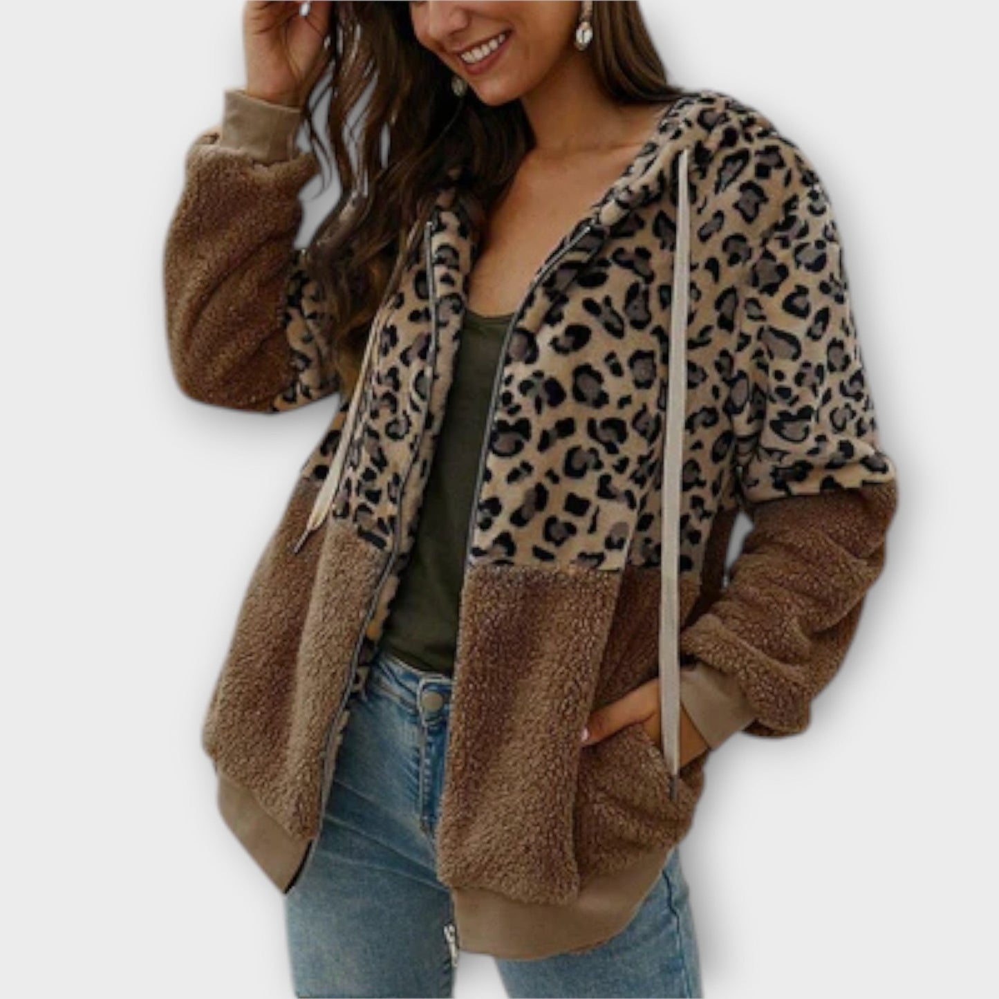 Leo Vibe – Dein kuscheliger Fleecepullover für jeden Tag