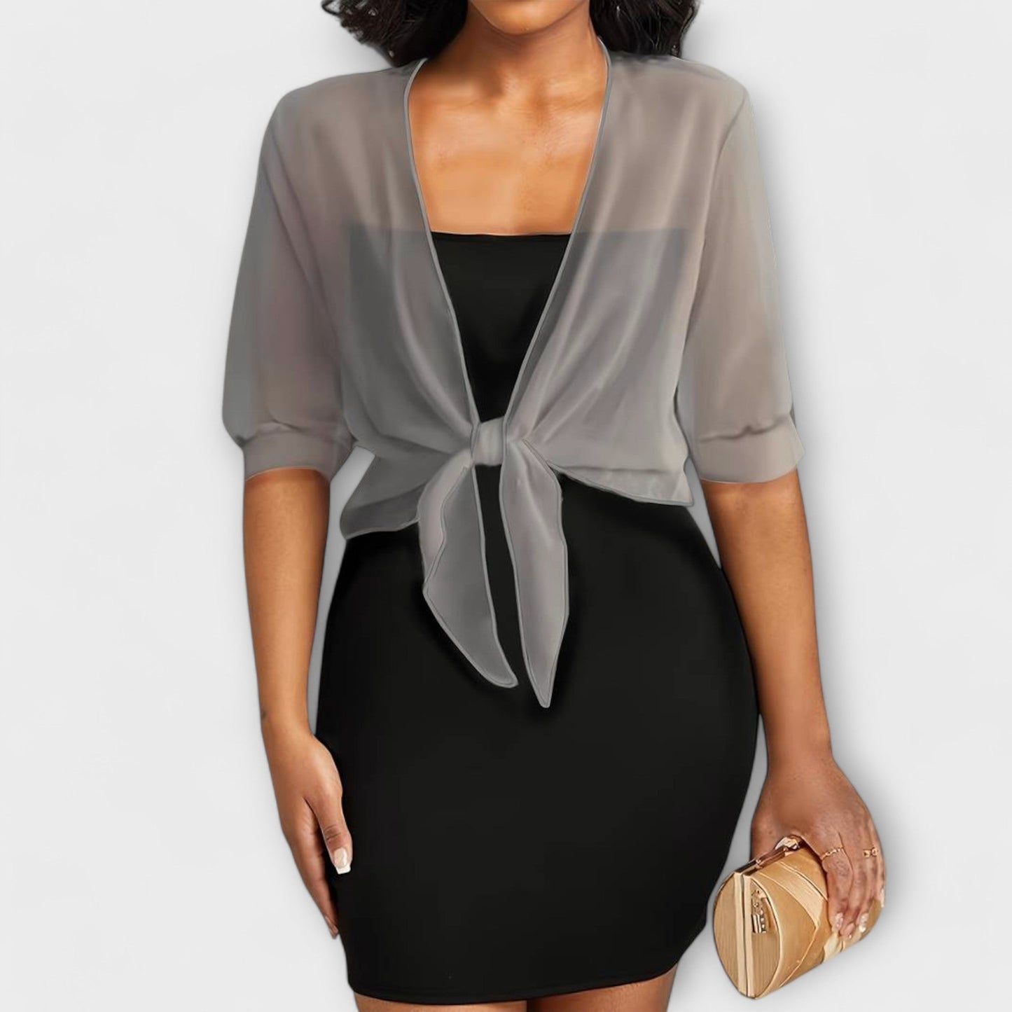 Stilvoll und frei – Die Offene Bluse für den perfekten Look