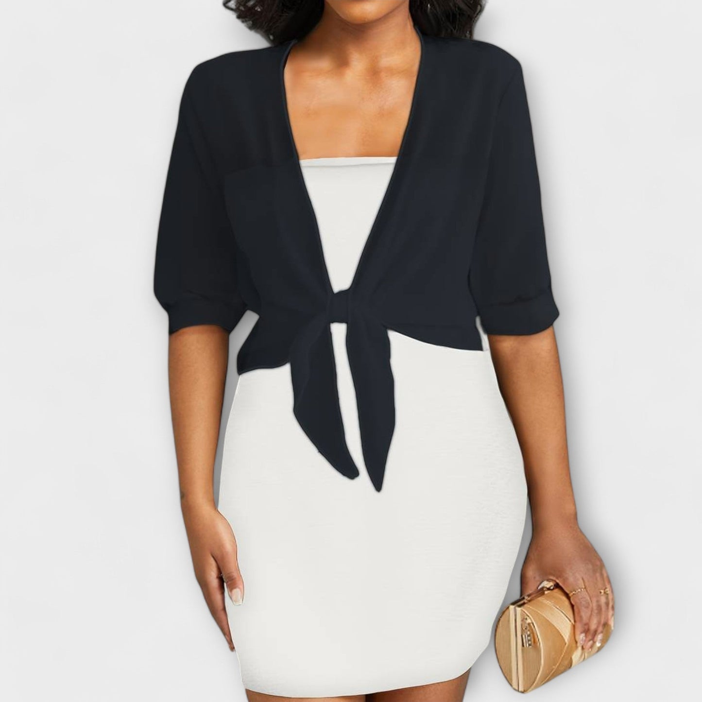 Stilvoll und frei – Die Offene Bluse für den perfekten Look