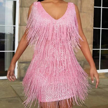 Strahle im Rampenlicht – Glitzerndes Fransen-Kleid für Wow-Momente