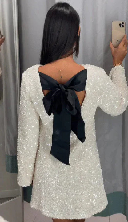 Glamouröse Nächte – Strahle im schimmernden Glitzerkleid